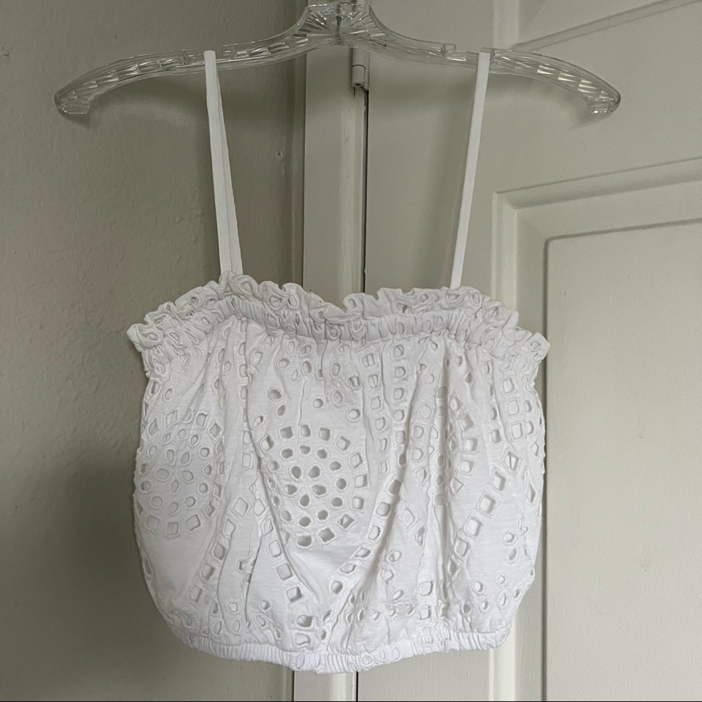 EXPRESS • White Crop Top Size Small